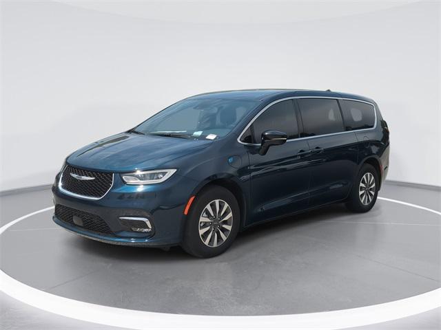 2025 Chrysler Pacifica Hybrid PACIFICA PLUG-IN HYBRID SELECT