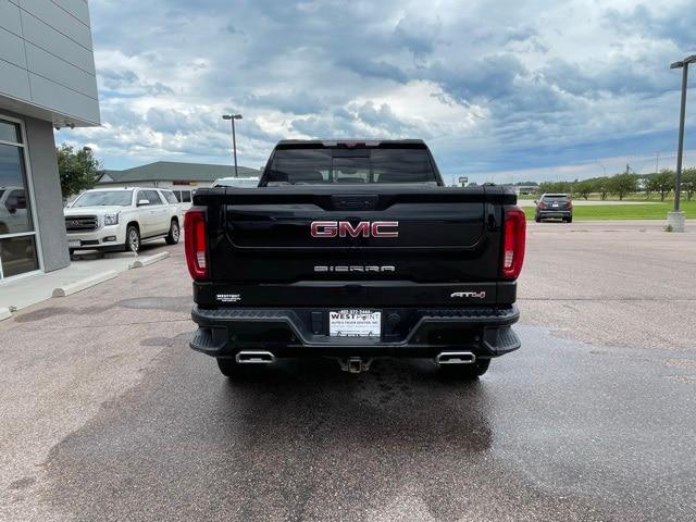 2020 GMC Sierra 1500 4WD Crew Cab Short Box AT4