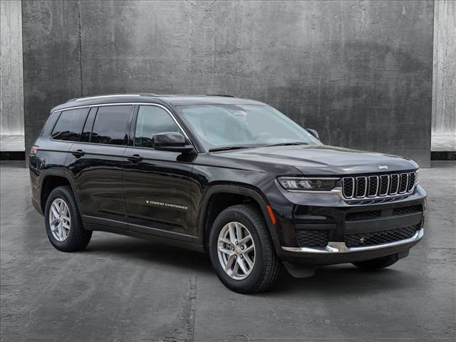 2023 Jeep Grand Cherokee L Laredo 4x4