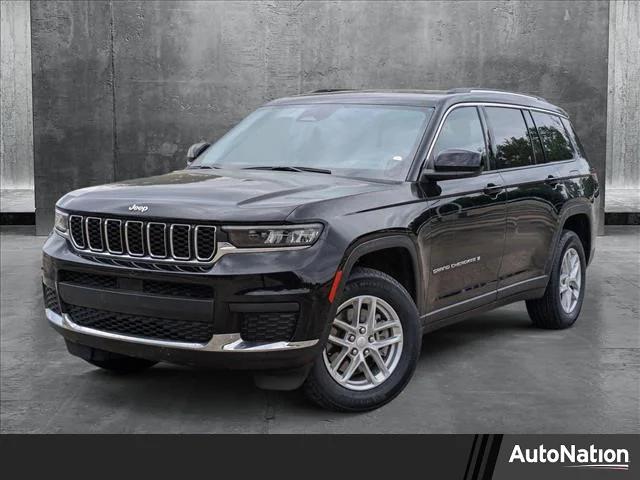 2023 Jeep Grand Cherokee L Laredo 4x4