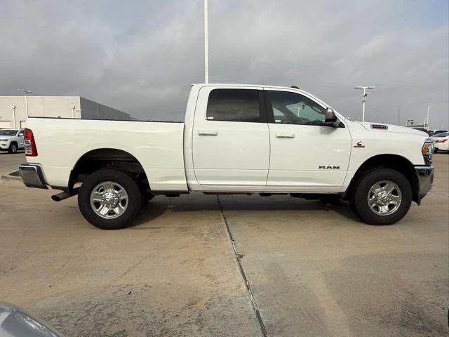 2022 RAM 2500 Big Horn Crew Cab 4x4 64 Box