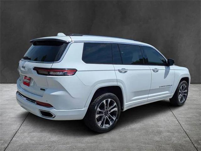 2022 Jeep Grand Cherokee L Overland 4x4