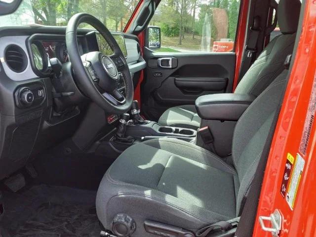 2024 Jeep Wrangler 4-Door Willys 4x4