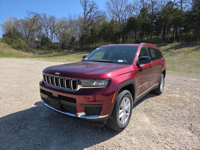 2025 Jeep Grand Cherokee GRAND CHEROKEE L LAREDO X 4X4