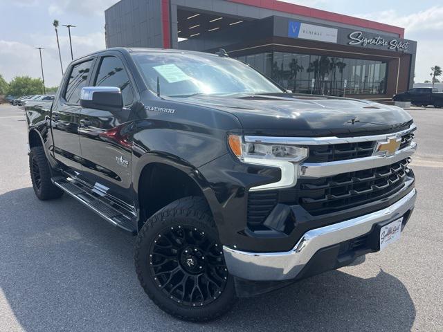 2022 Chevrolet Silverado 1500 2WD Crew Cab Short Bed LT