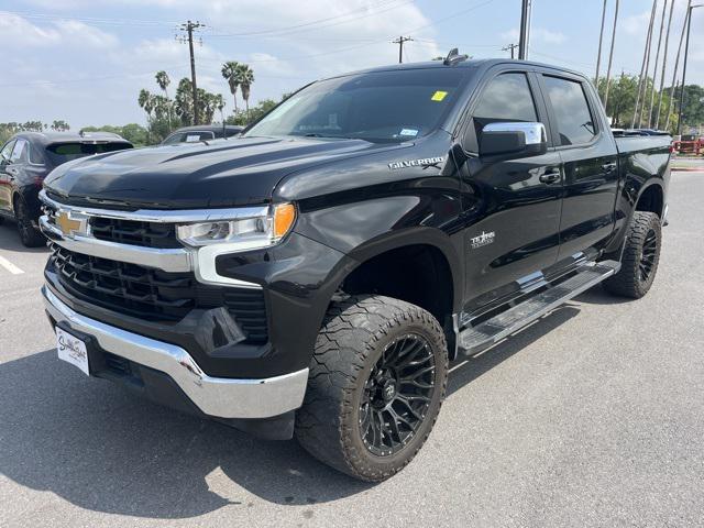 2022 Chevrolet Silverado 1500 2WD Crew Cab Short Bed LT