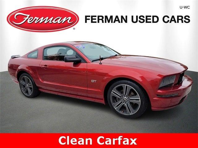 2005 Ford Mustang GT Premium