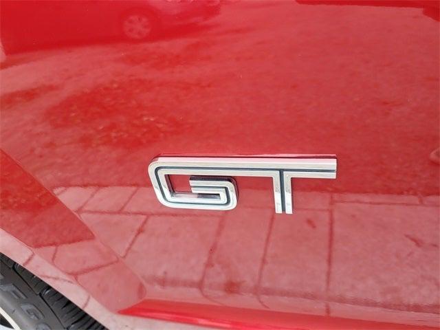 2005 Ford Mustang GT Premium