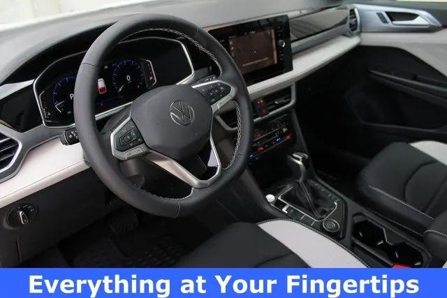 2025 Volkswagen Taos 1.5T SEL