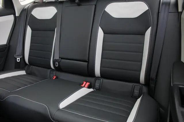 2025 Volkswagen Taos 1.5T SEL
