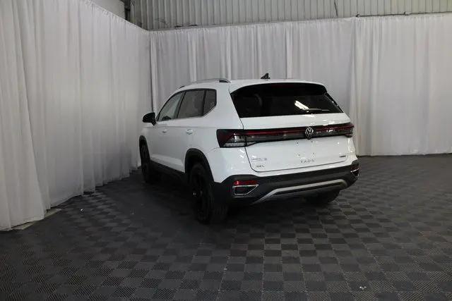 2025 Volkswagen Taos 1.5T SEL