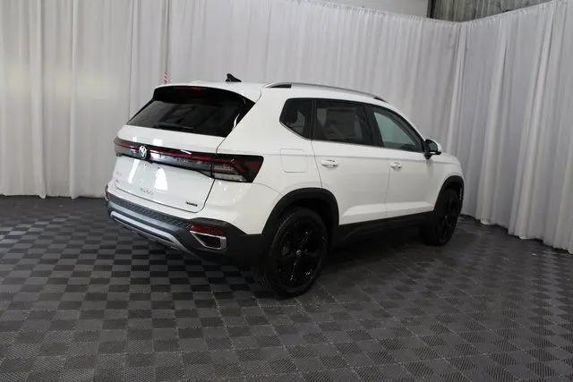 2025 Volkswagen Taos 1.5T SEL