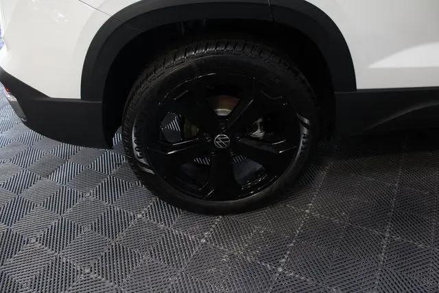 2025 Volkswagen Taos 1.5T SEL
