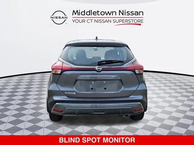 2025 Nissan Kicks S