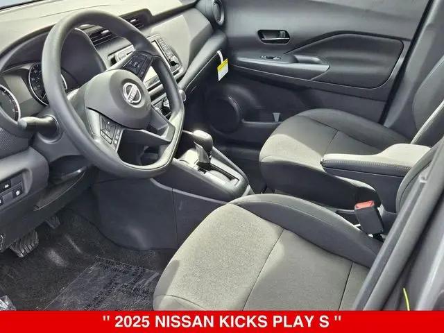 2025 Nissan Kicks S