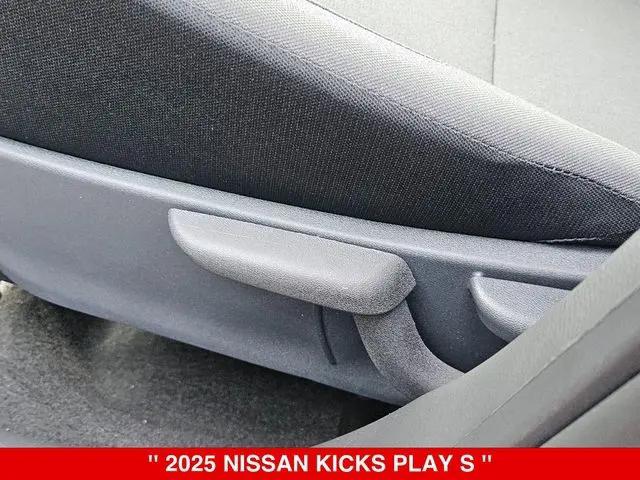 2025 Nissan Kicks S