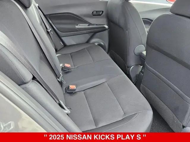 2025 Nissan Kicks S