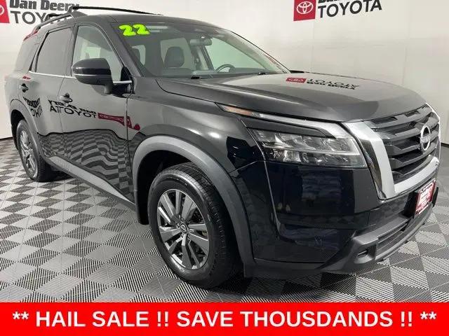 2022 Nissan Pathfinder SV 4WD for sale in Cedar Falls, IA