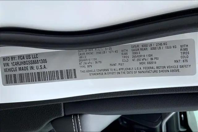 2025 Jeep Grand Cherokee Limited 4x4