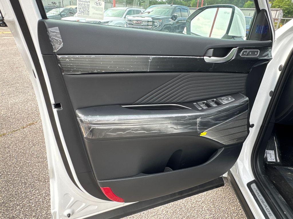 2025 Hyundai Palisade Calligraphy photo 3