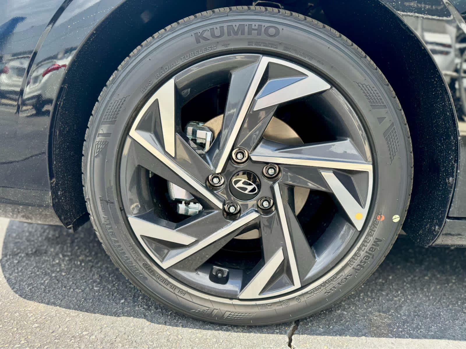 2025 Hyundai Elantra SEL - Photo 8