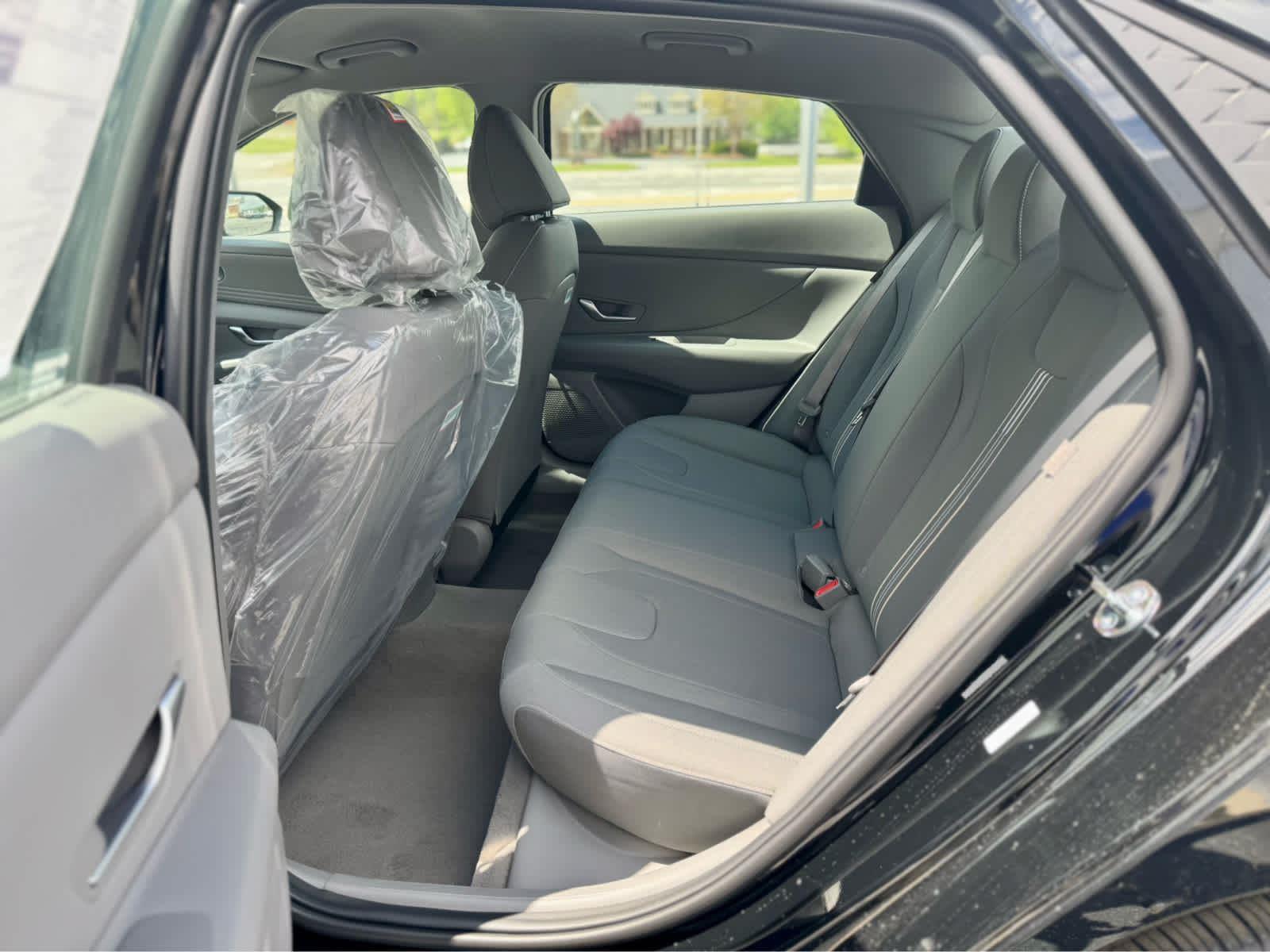 2025 Hyundai Elantra SEL - Photo 10