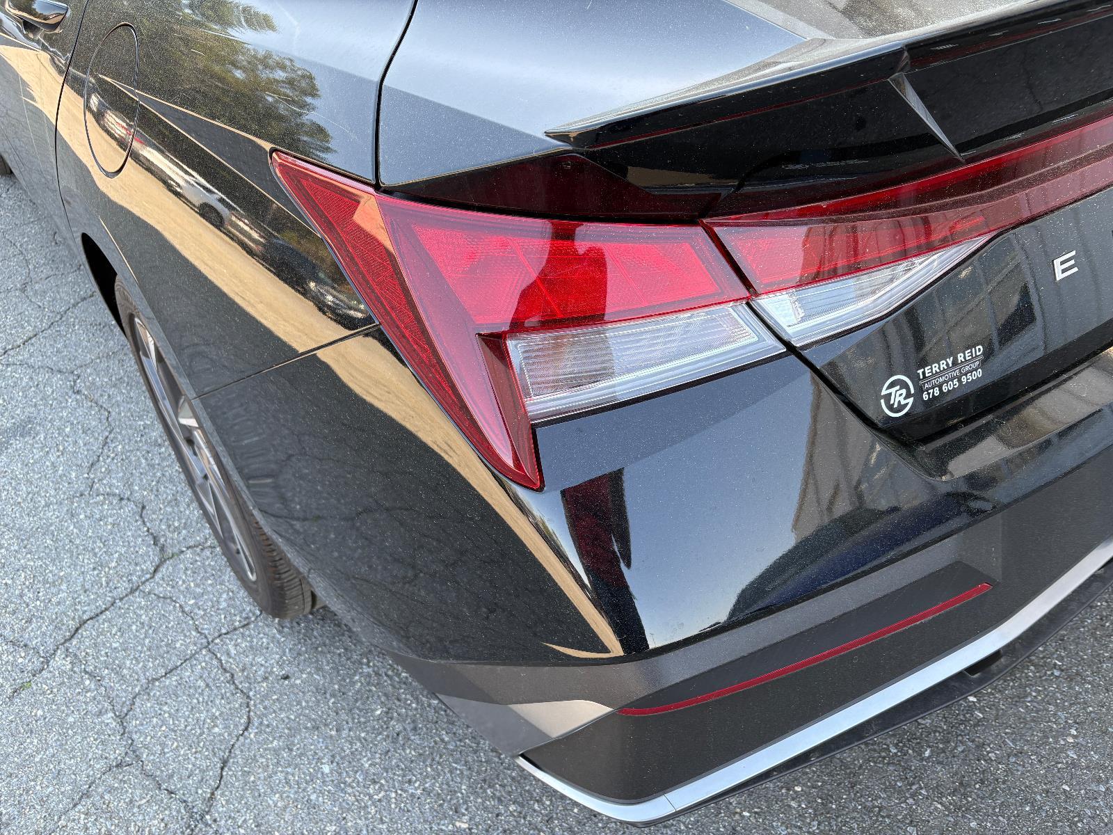 2025 Hyundai Elantra SEL - Photo 21