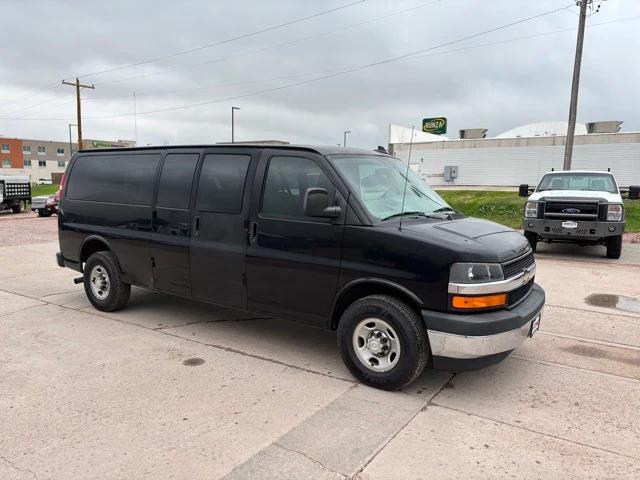 2017 Chevrolet Express 3500 LT