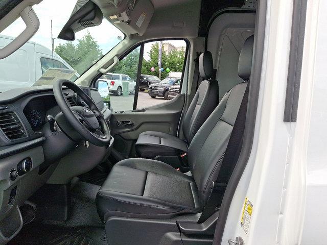 2025 Ford Transit Cargo Van T-250 148 Med Rf 9070 GVWR RWD