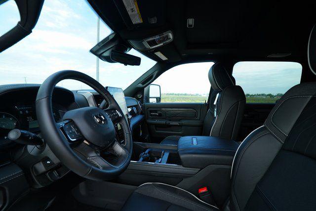 2025 Ram 3500 Limited Crew Cab 4x4 6'4" Box