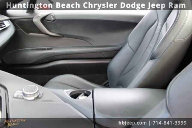 2019 BMW i8 Base