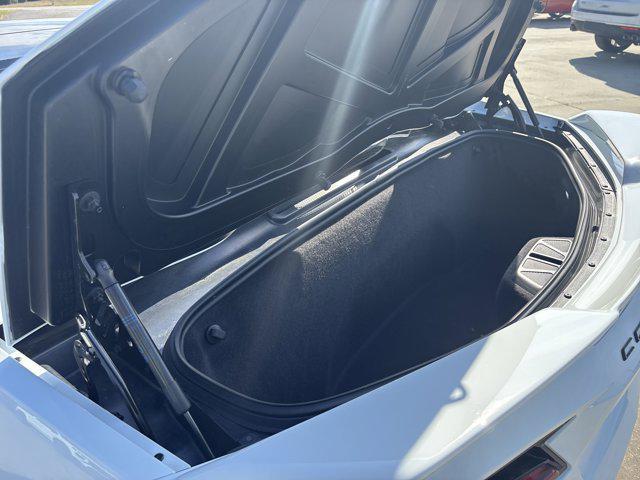 2022 Chevrolet Corvette Stingray RWD Convertible 2LT