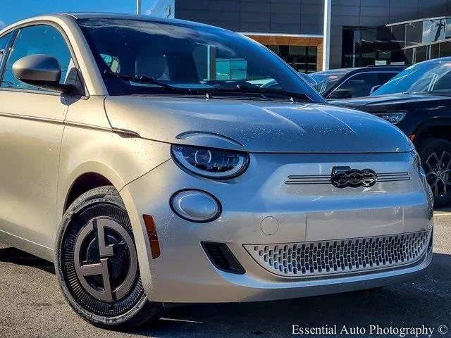 2025 Fiat FIAT 500e GIORGIO ARMANI Collectors Edition