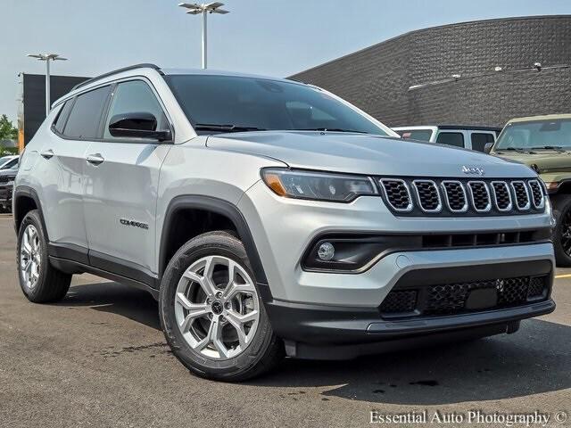 2025 Jeep Compass COMPASS LATITUDE 4X4