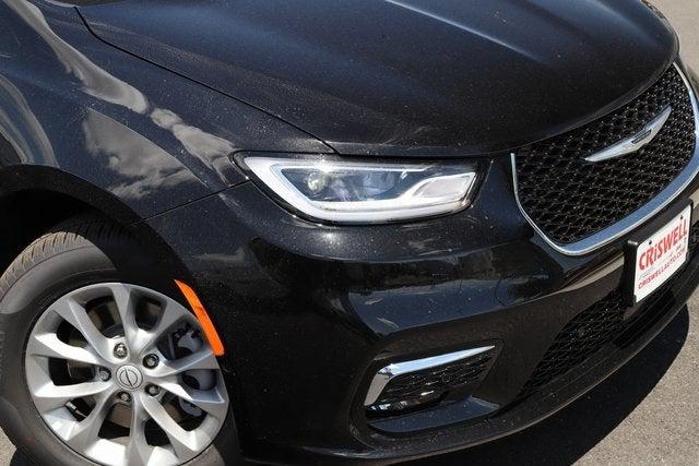 2025 Chrysler Pacifica PACIFICA SELECT AWD