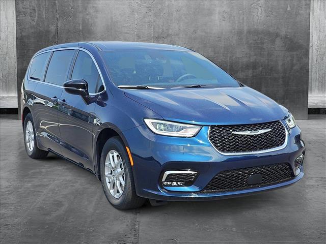 2025 Chrysler Pacifica PACIFICA SELECT