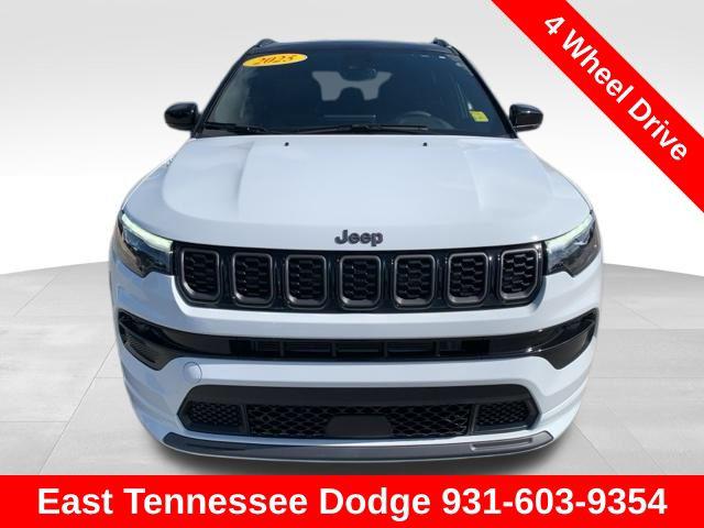 2025 Jeep Compass COMPASS LIMITED 4X4