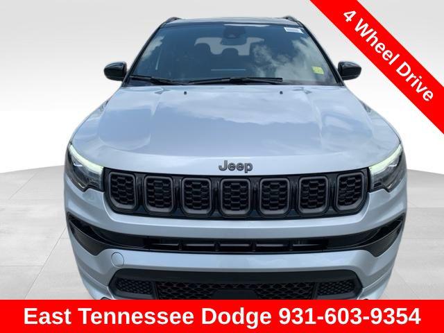 2025 Jeep Compass COMPASS LIMITED 4X4