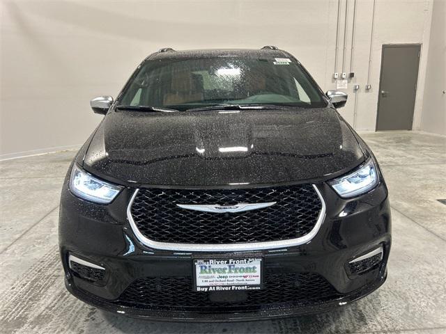 2025 Chrysler Pacifica Hybrid PACIFICA PLUG-IN HYBRID PINNACLE