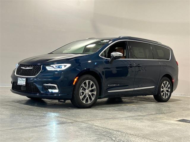 2025 Chrysler Pacifica Hybrid PACIFICA PLUG-IN HYBRID PINNACLE