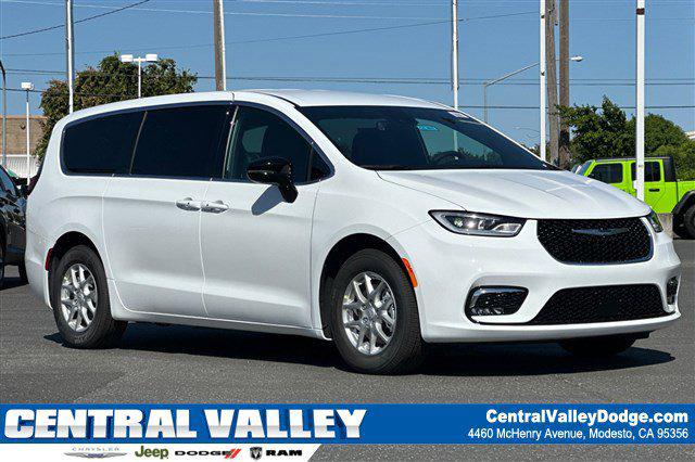 2025 Chrysler Pacifica PACIFICA SELECT