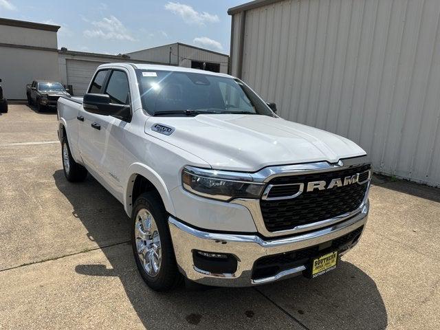 2025 RAM Ram 1500 RAM 1500 LONE STAR QUAD CAB 4X4 64 BOX