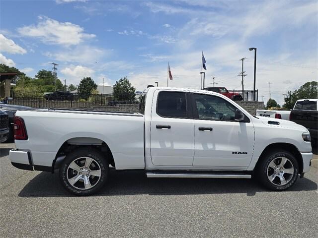 2025 RAM Ram 1500 RAM 1500 TRADESMAN QUAD CAB 4X2 64 BOX