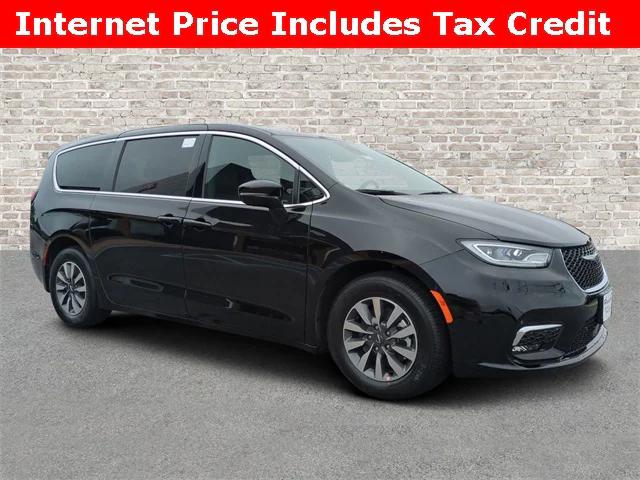 2025 Chrysler Pacifica Hybrid PACIFICA PLUG-IN HYBRID SELECT