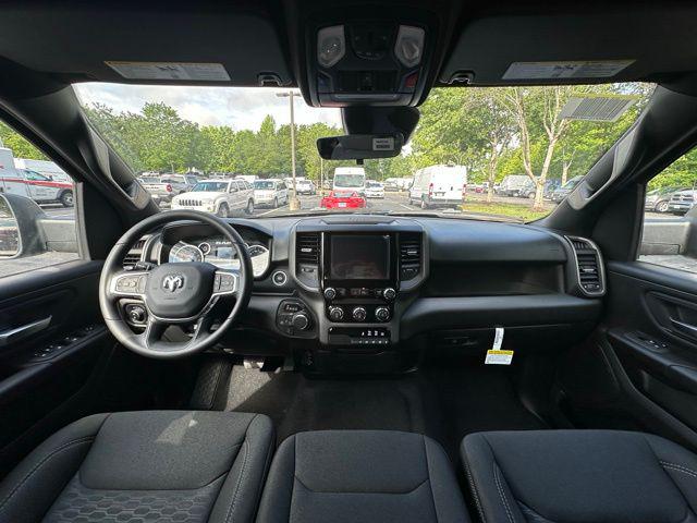 2025 RAM Ram 1500 RAM 1500 TRADESMAN QUAD CAB 4X4 64 BOX