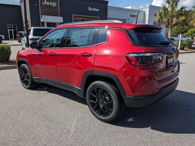 2025 Jeep Compass COMPASS LATITUDE 4X4