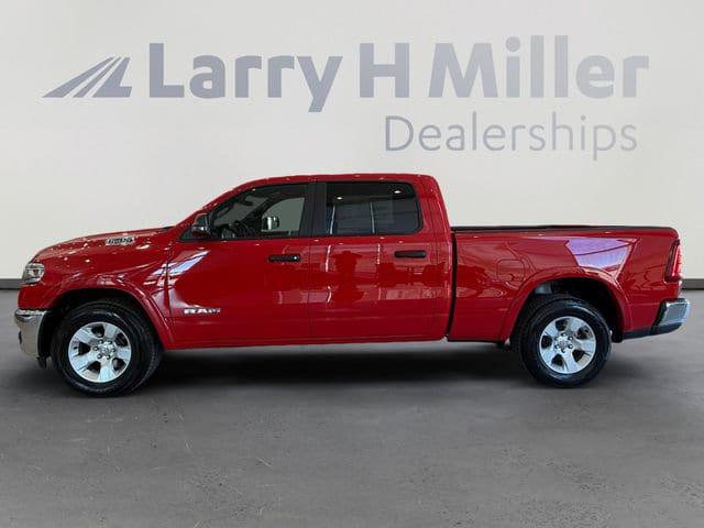 2025 RAM Ram 1500 RAM 1500 BIG HORN CREW CAB 4X4 64 BOX