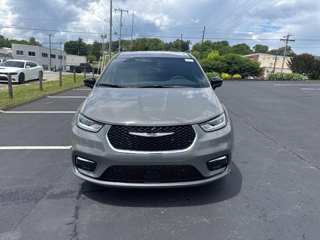 2025 Chrysler Pacifica PACIFICA SELECT