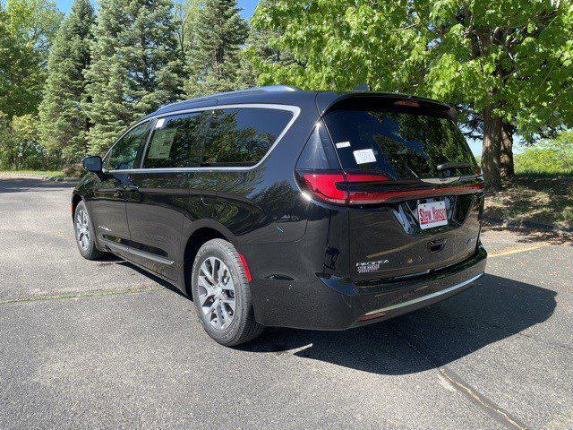 2025 Chrysler Pacifica Hybrid PACIFICA PLUG-IN HYBRID PINNACLE