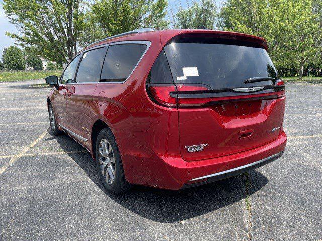 2025 Chrysler Pacifica Hybrid PACIFICA PLUG-IN HYBRID PINNACLE